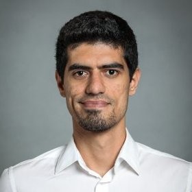 Luis Medeiros